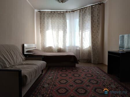 Продаю 1-комнатную квартиру, 38.7 м², Надым, проспект Ленинградский, 10г