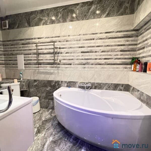 3-комн. квартира, 92 м²