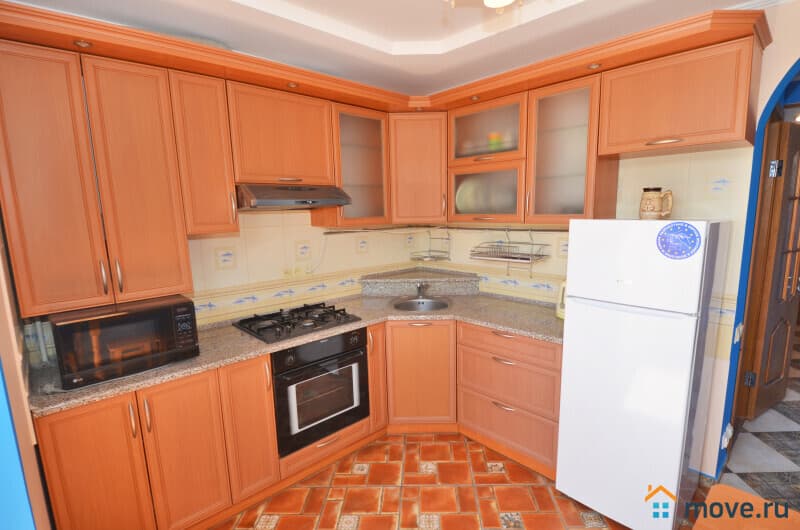 3-комн. квартира, 77 м&sup2;