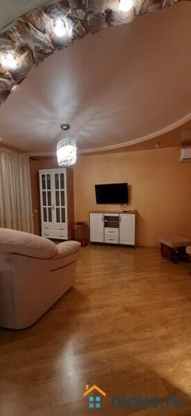 3-комн. квартира, 102 м&sup2;