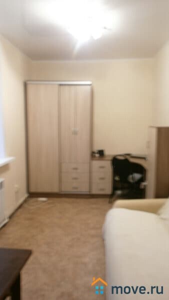 комната, 27 м&sup2;