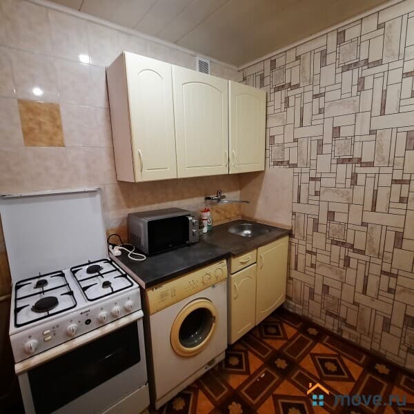 4-комн. квартира, 64 м²