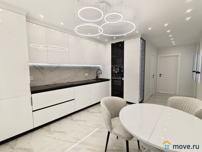 2-комн. квартира, 55.6 м²