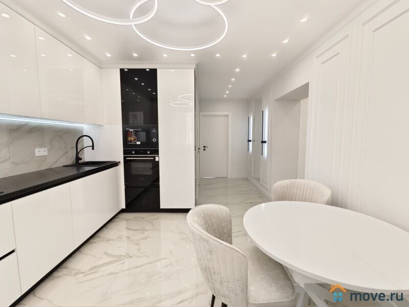 2-комн. квартира, 55.6 м²