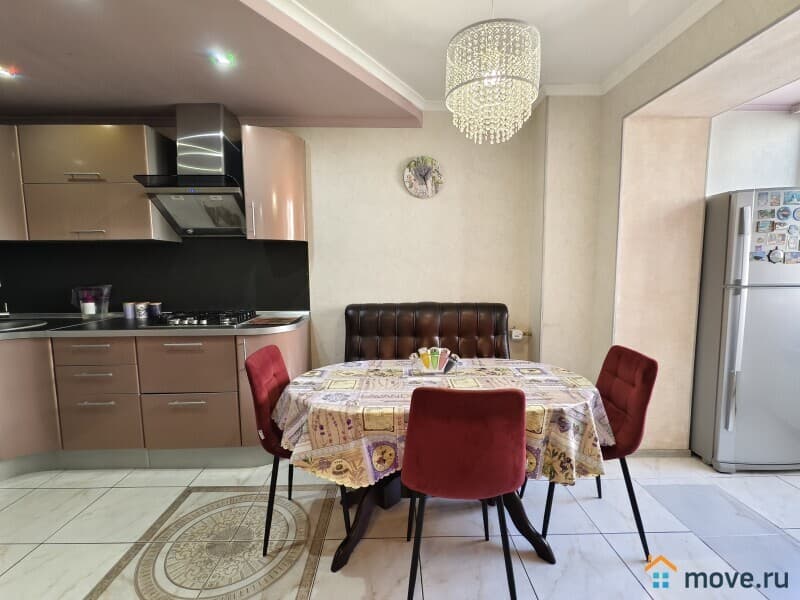 3-комн. квартира, 76.1 м²