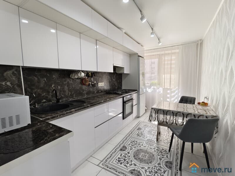 3-комн. квартира, 84.3 м&sup2;