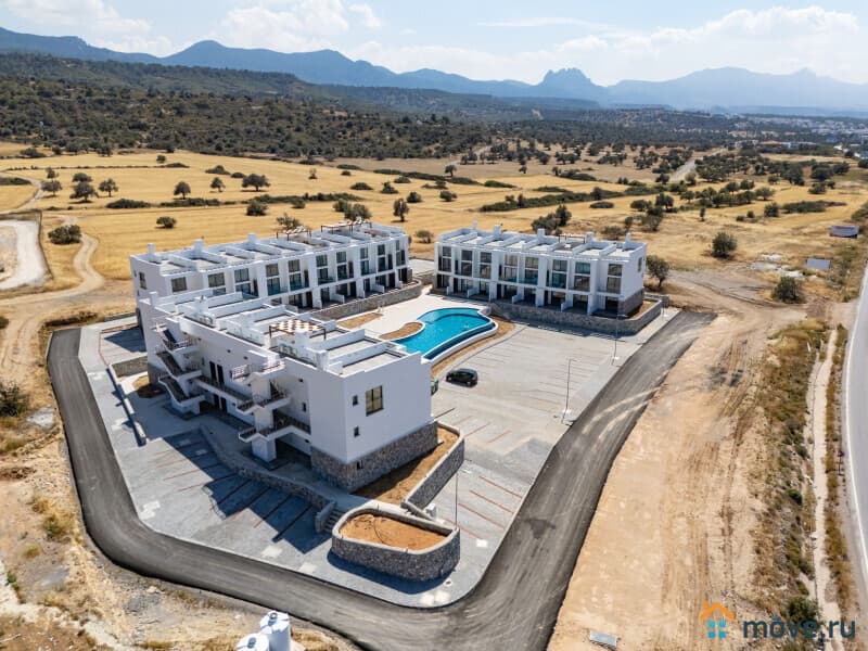 студия, 54 м²