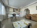Продать трехкомнатную квартиру, 100 м², этаж 2 из 4. Фото 4