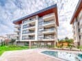Продажа трехкомнатной квартиры, 100 м², этаж 1 из 5. Фото 2