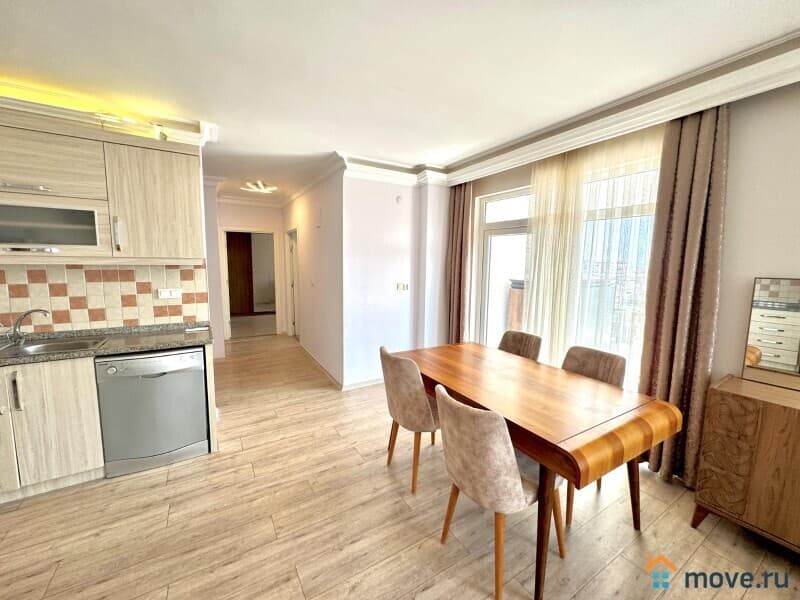 3-комн. квартира, 130 м²