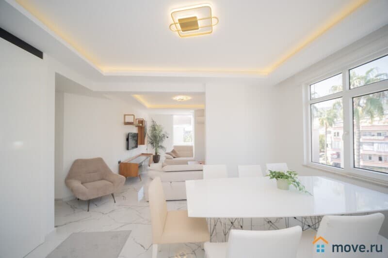 4-комн. квартира, 135 м²