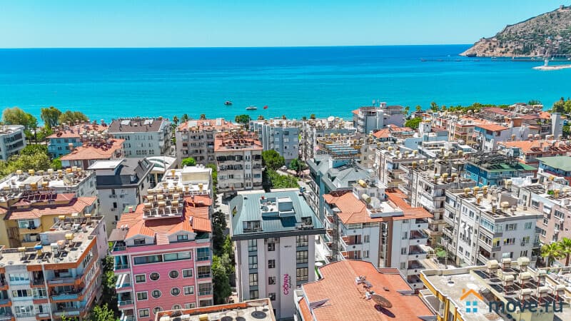 3-комн. квартира, 150 м²