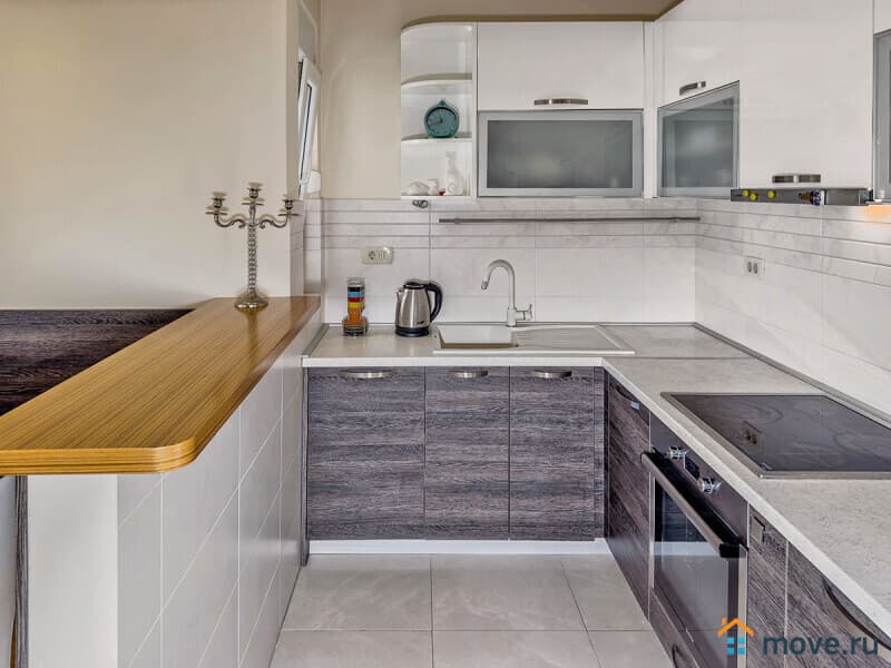 4-комн. квартира, 100 м²