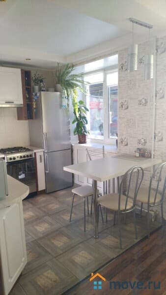 2-комн. квартира, 43 м&sup2;