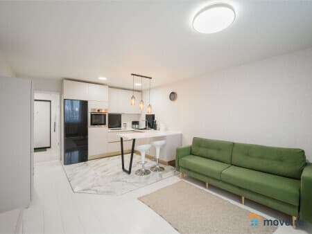 Продаю 2-комнатную квартиру, 54 м&sup2;, Верхняя Пышма, улица Петрова, 34В