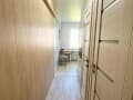Продать трехкомнатную квартиру, 50 м², этаж 5 из 5. Фото 2
