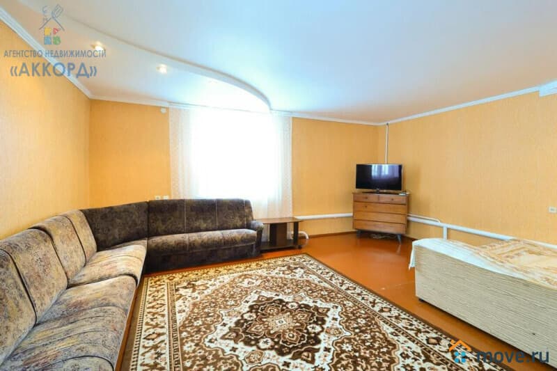 дом, 227.2 м²