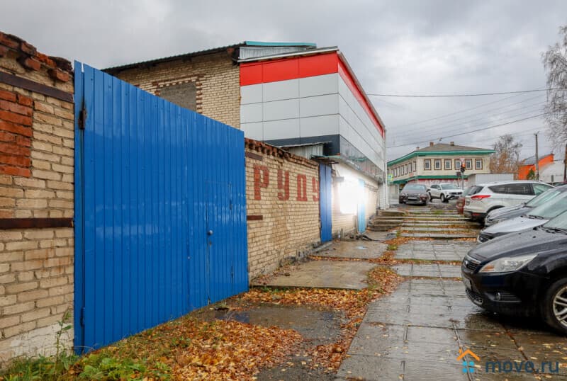 нежилое здание, 180 м²