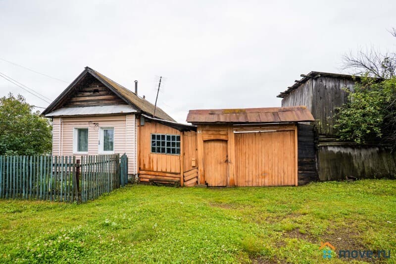 дом, 31.8 м²