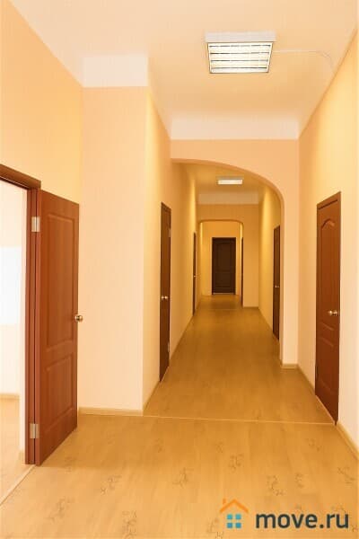 нежилое здание, 237 м²