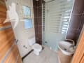 Продаем двухкомнатную квартиру, 57 м², этаж 3 из 6. Фото 7
