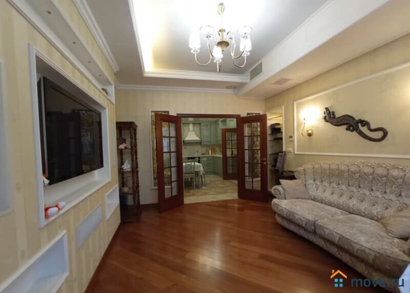 4-комн. квартира, 134 м²