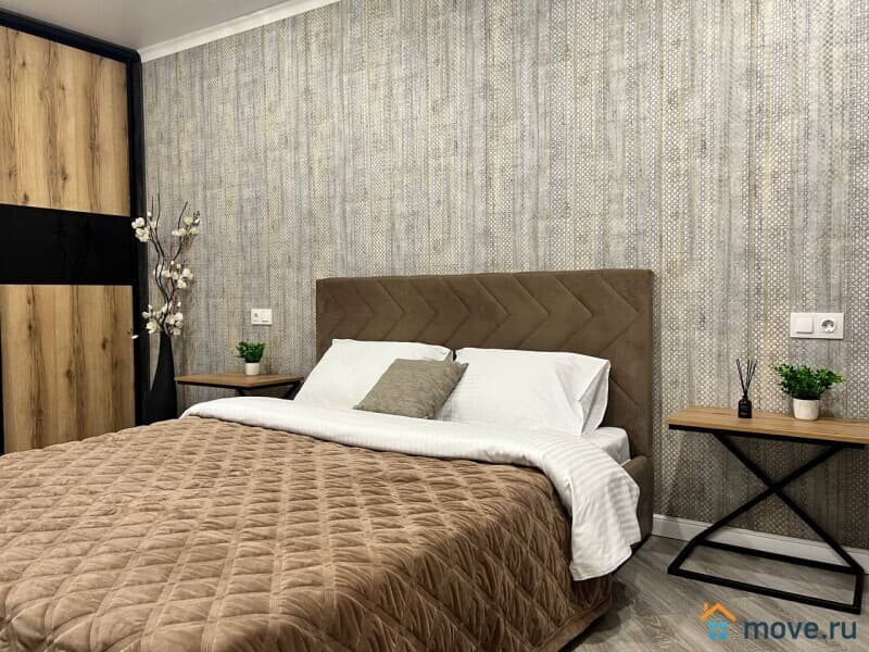 3-комн. квартира, 80 м&sup2;