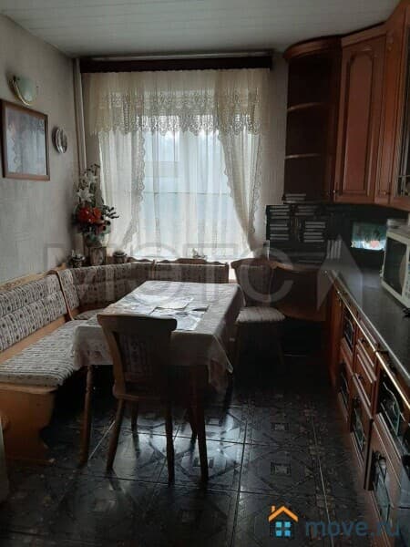 4-комн. квартира, 130.4 м&sup2;