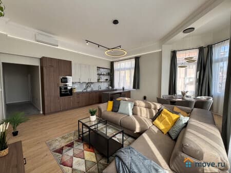 Продается 5-комнатная квартира, 124 м², Budapest, Rozsa utca, 38a