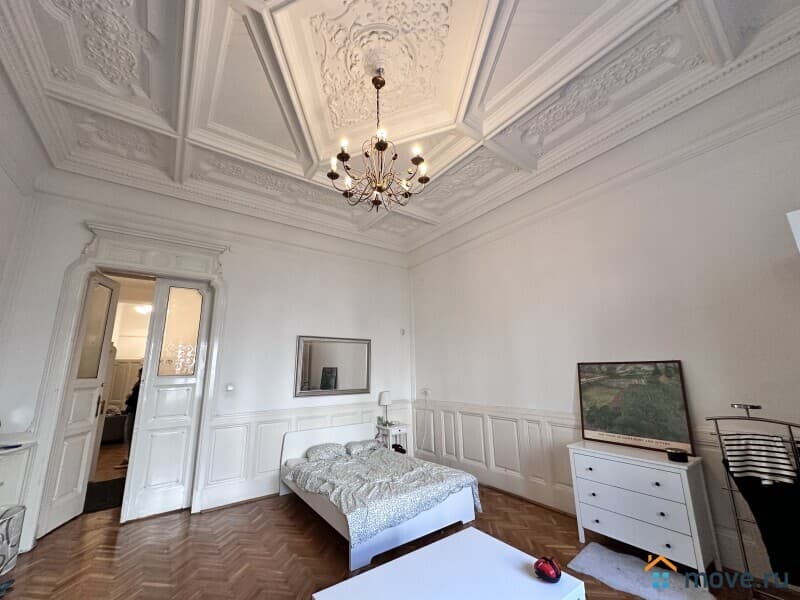 5-комн. квартира, 151 м²