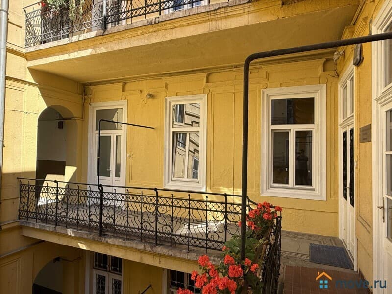 5-комн. квартира, 122 м²