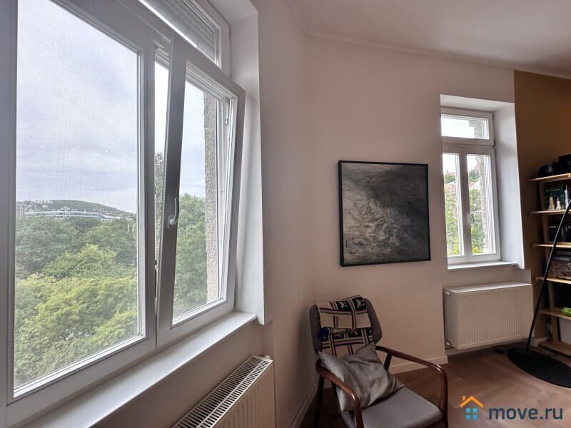 5-комн. квартира, 140 м²