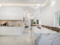 Продажа четырехкомнатной квартиры, 111 м², этаж 3 из 3. Фото 4