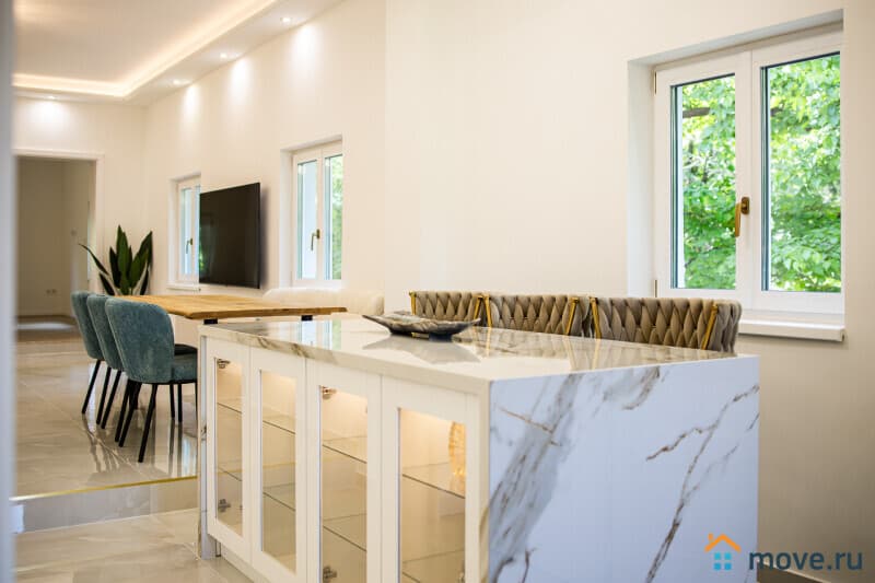 4-комн. квартира, 111 м²