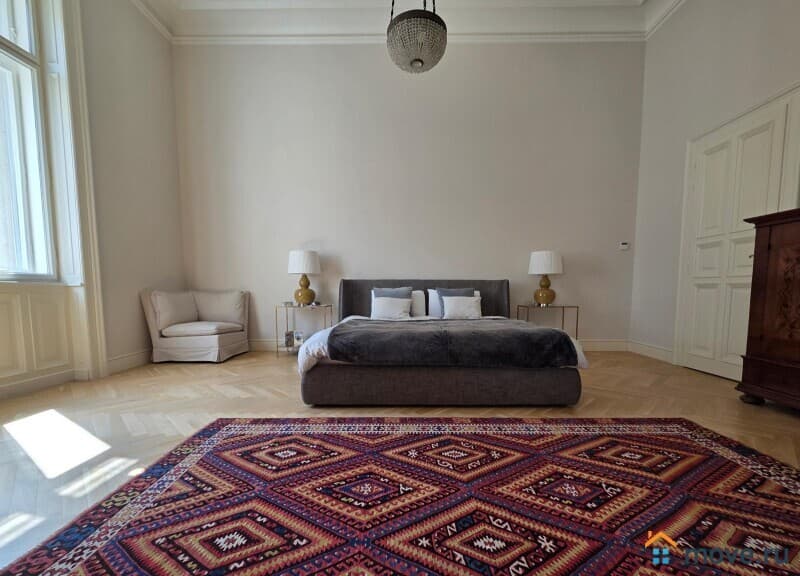 4-комн. квартира, 166 м²