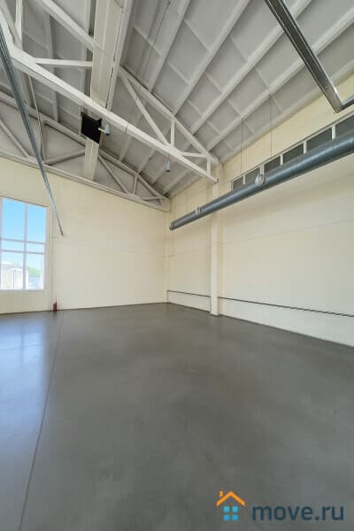 свободного назначения, 2000 м²