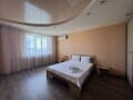 Сдается в аренду посуточно трехкомнатная квартира, 80 м², этаж 6 из 8. Фото 7