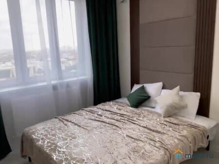 Сдам посуточно 1-комнатную квартиру, 49 м&sup2;, Самара, улица Отважная, 27