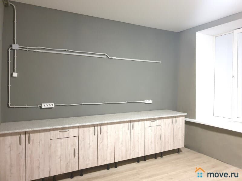 5-комн. квартира, 180 м²