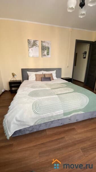 2-комн. квартира, 42 м&sup2;