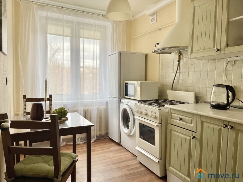 2-комн. квартира, 42 м&sup2;
