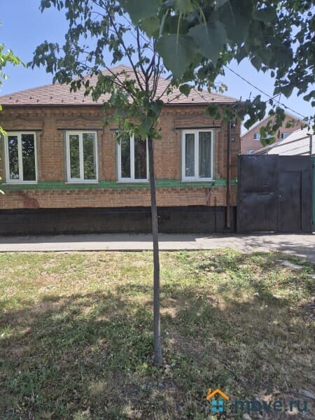 дом, 58 м²