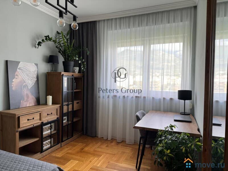 2-комн. квартира, 107 м²