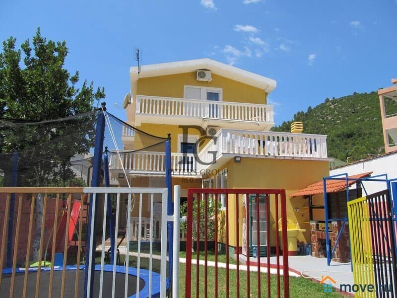 гостиница, 300 м²