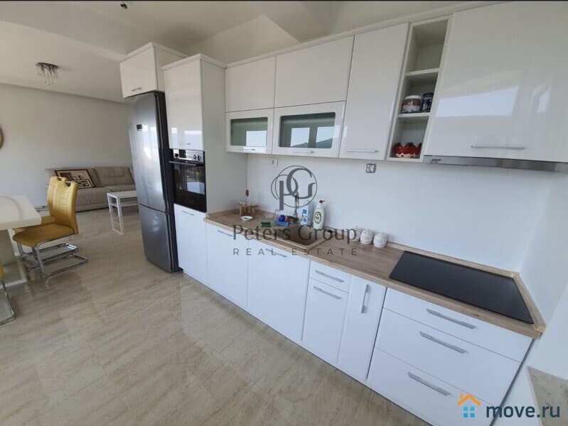 3-комн. квартира, 130 м²