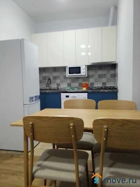 2-комн. квартира, 42 м²