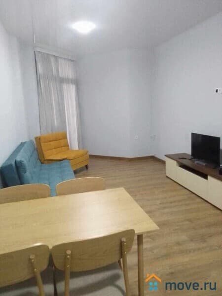 2-комн. квартира, 42 м²