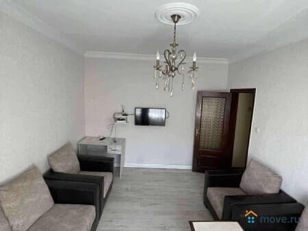 Сдаю 3-комнатную квартиру, 65 м², Батуми, Шерифа Химшиашвили, 33