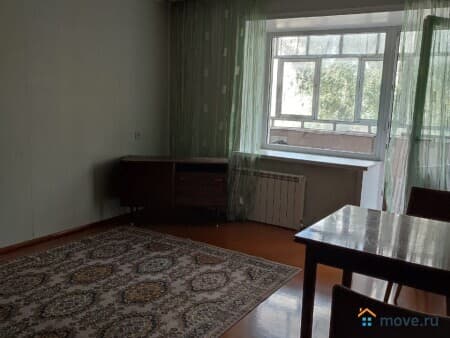 Сдаем 3-комнатную квартиру, 63 м², Курган, улица Советская, 24