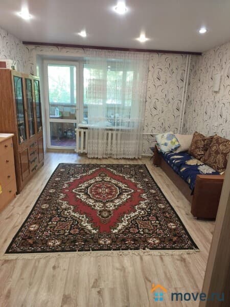 комната, 42 м²